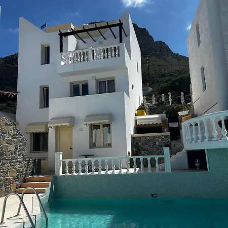 Step Into A World Of Nature One Room Private Suite Shared Pool